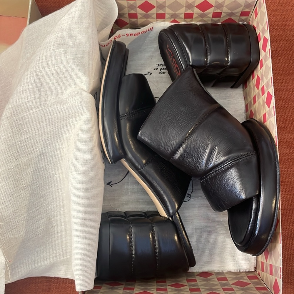 New A.S.98 Madigan Heels size 40